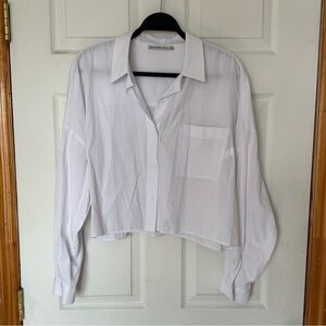Abercrombie & Fitch Cropped White Button Down Shirt